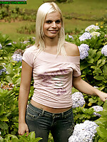 trannies fuck and cum in guys